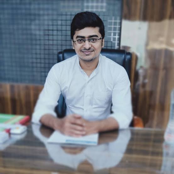 Dr Yashasvi Shukla